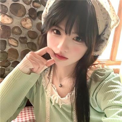 白色鳄鱼